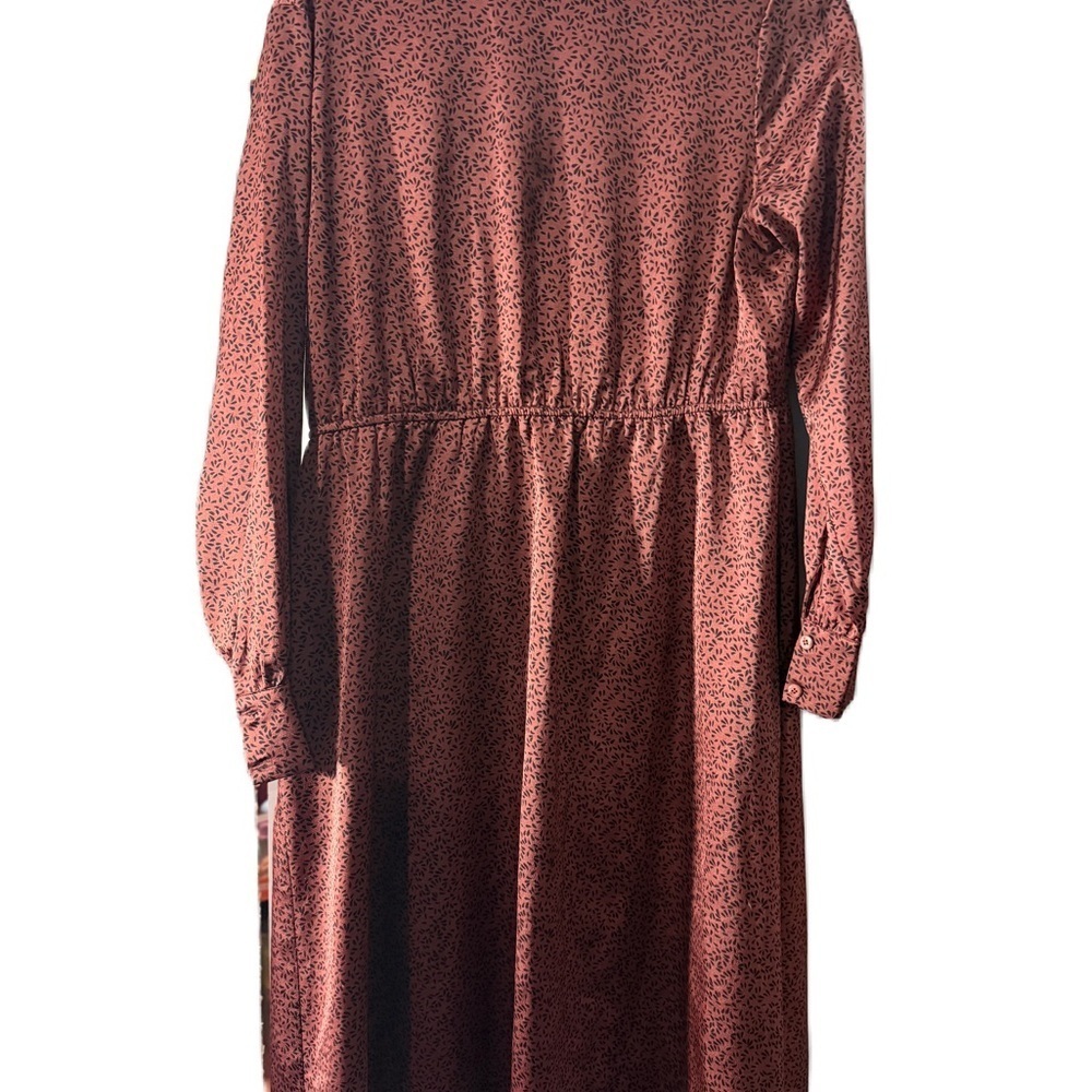 Story Satin Floral Midi Dress L Maroon Black Leaf Print Long Sleeve Dress